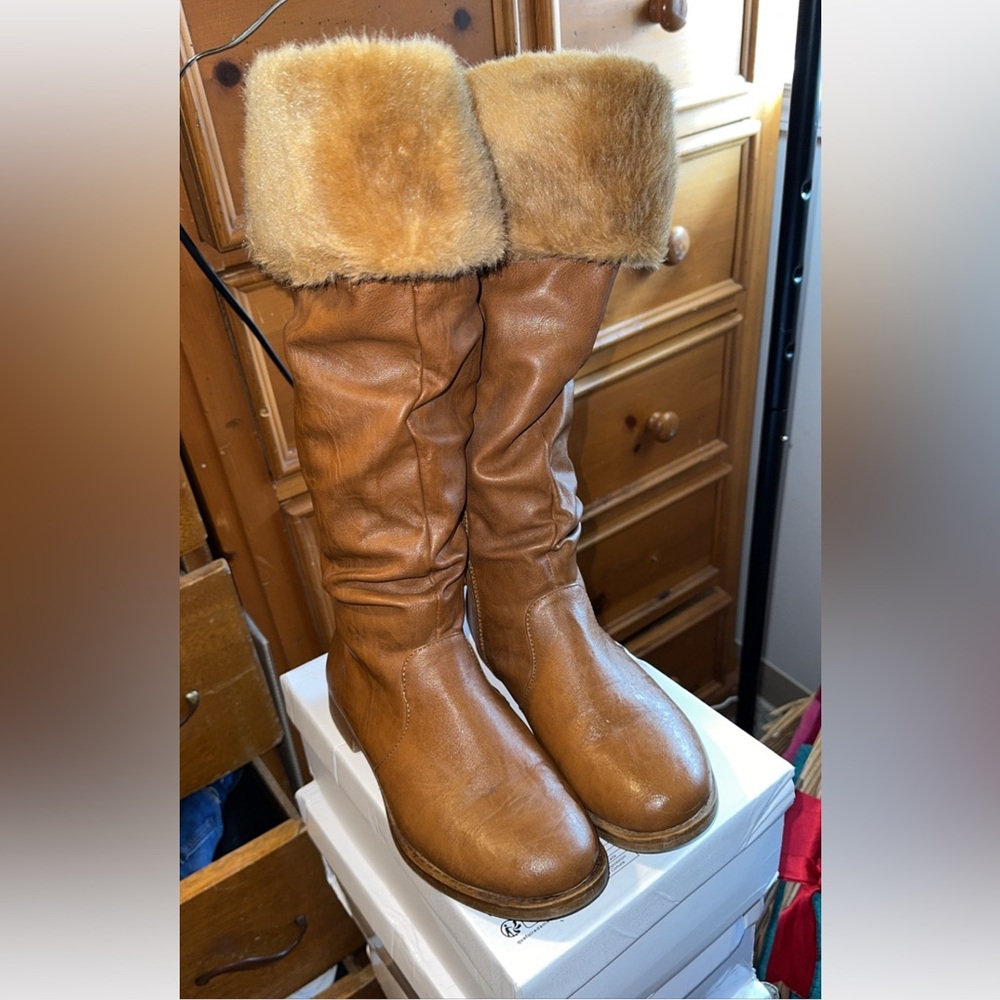 Brown boots